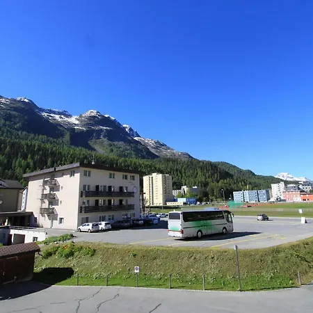 Appartement Skyline 110 *